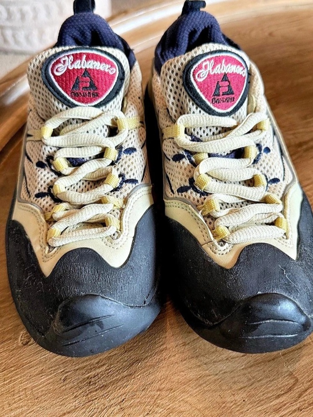 VTG Fila Outdoor Habanero Trail Hiking Shoes Women's 6.5 Gorpcore Rare